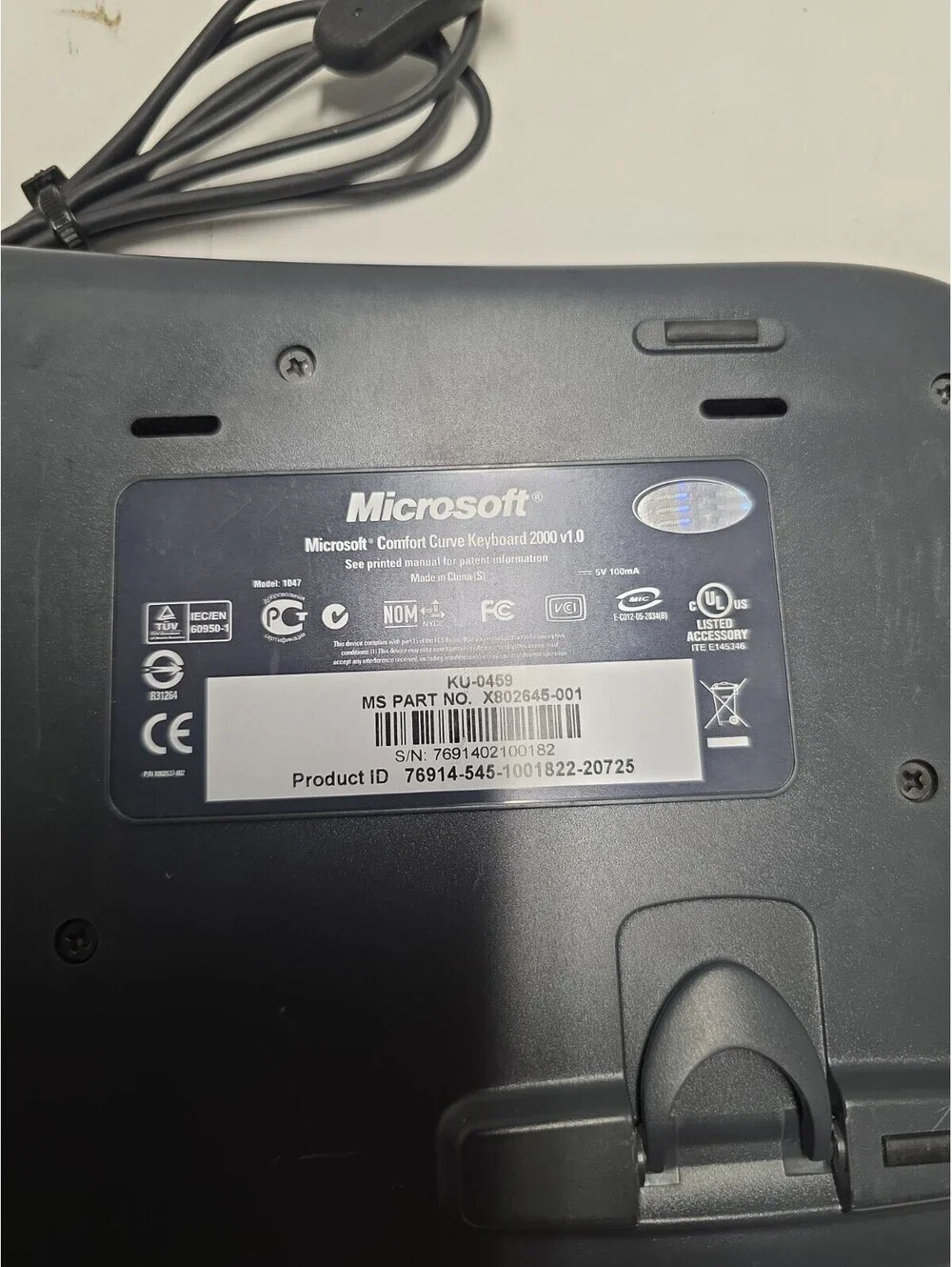 Microsoft Comfort Curve Ergonomic Keyboard 2000 v1.0 1047 KU-0459